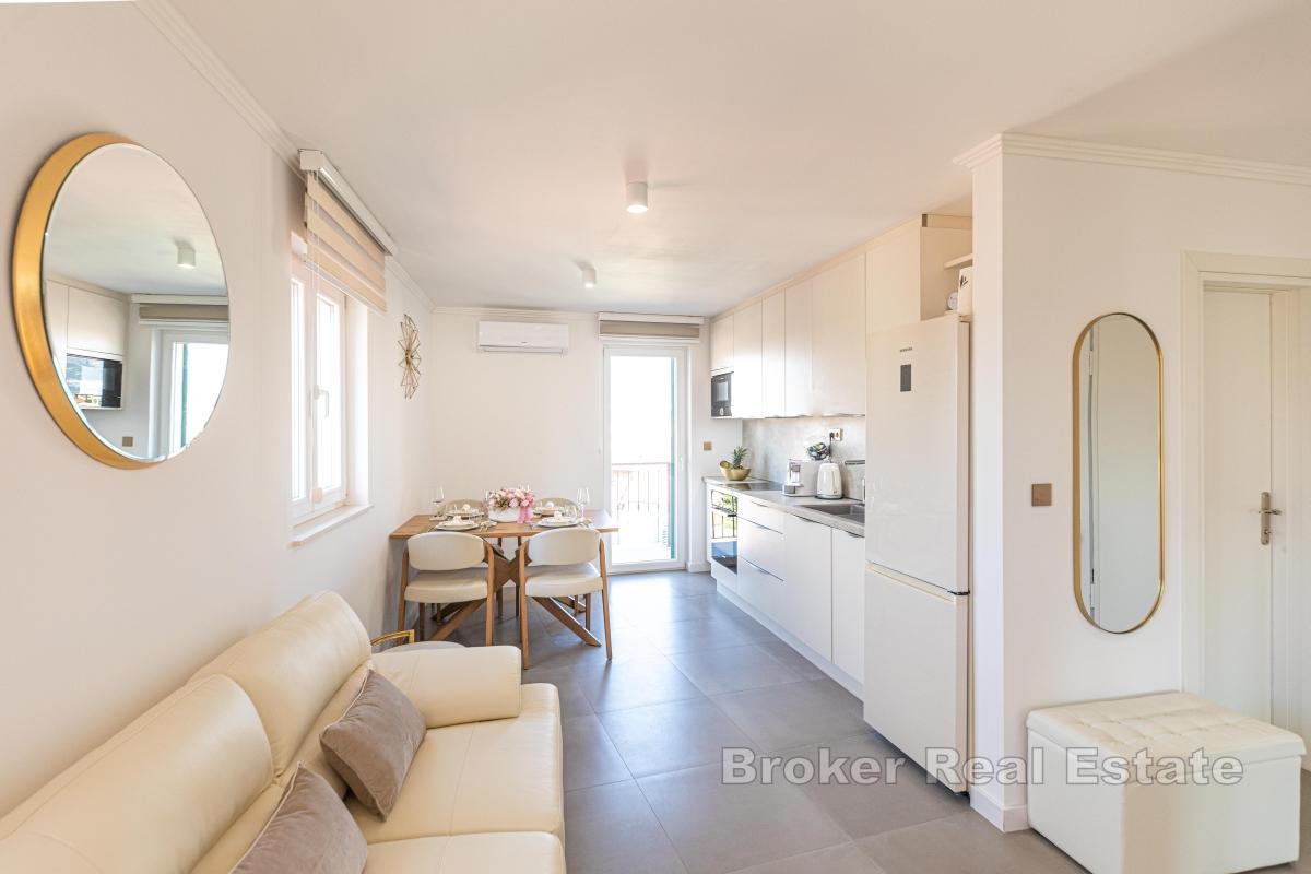 Solrik byleilighet med åpen utsikt