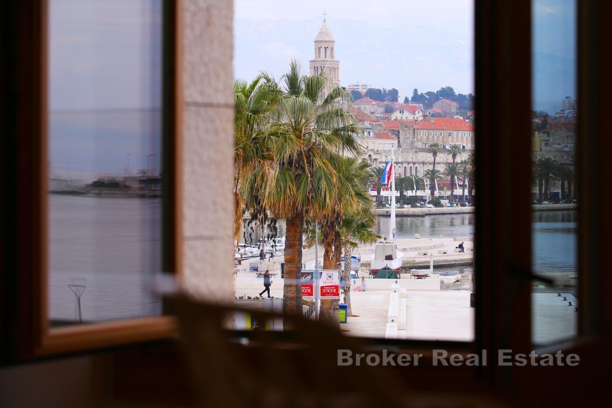 Elegant tvårumslägenhet med jacuzzi