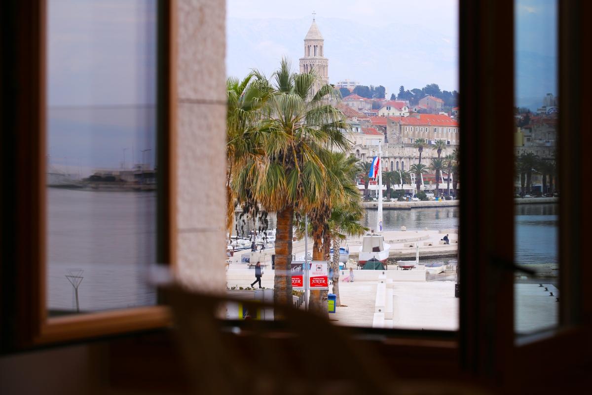 001-2049-78-Split-Center-Two-bedroom-apartment-in-the-center-for-rent