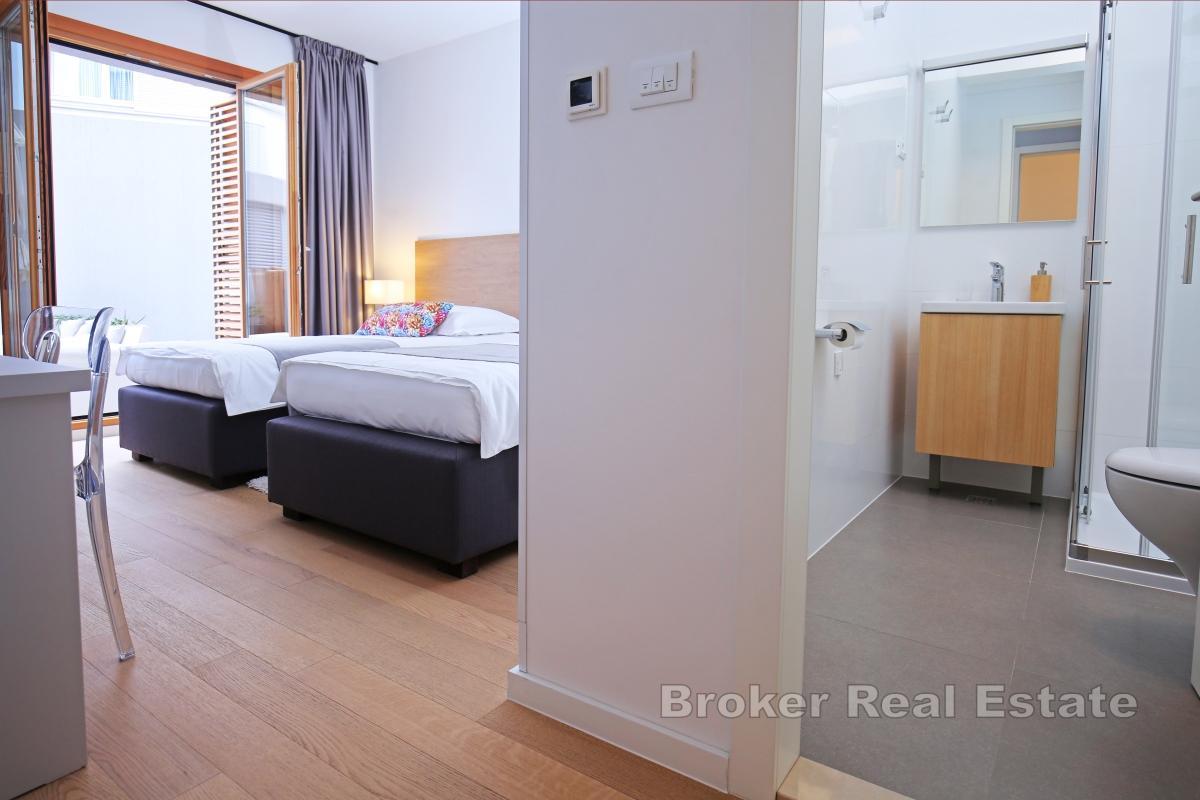 Elegant tvårumslägenhet med jacuzzi