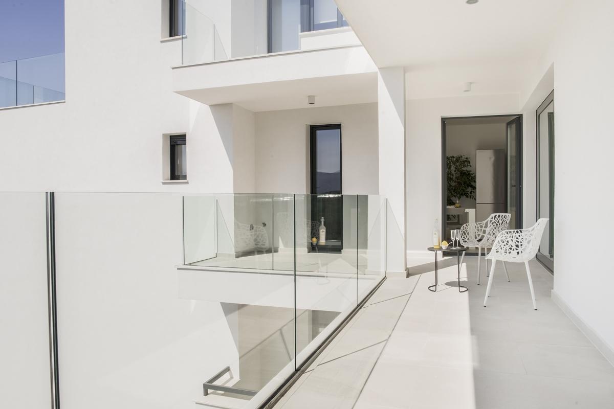 001-2049-80-Split-Trstenik-Modern-apartment-with-sea-view-for-rent