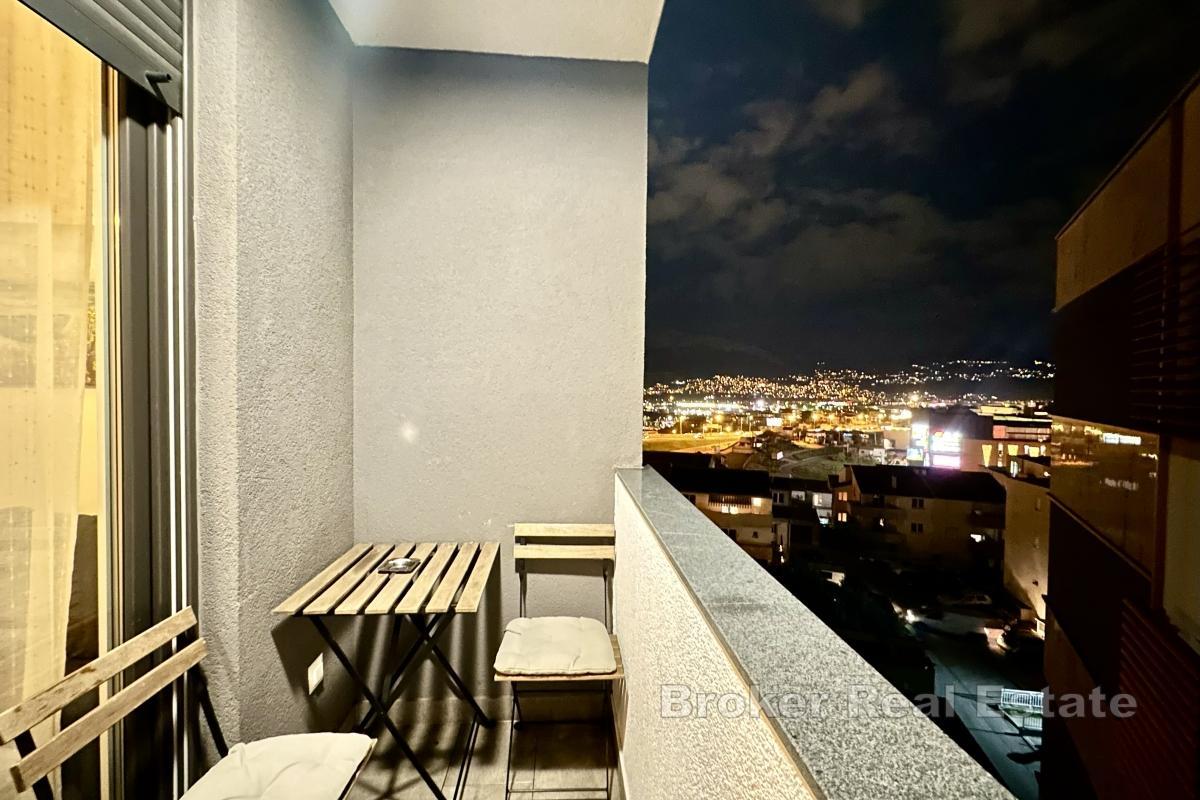 Nowo umeblowane mieszkanie w funkcjonalnej lokalizacji