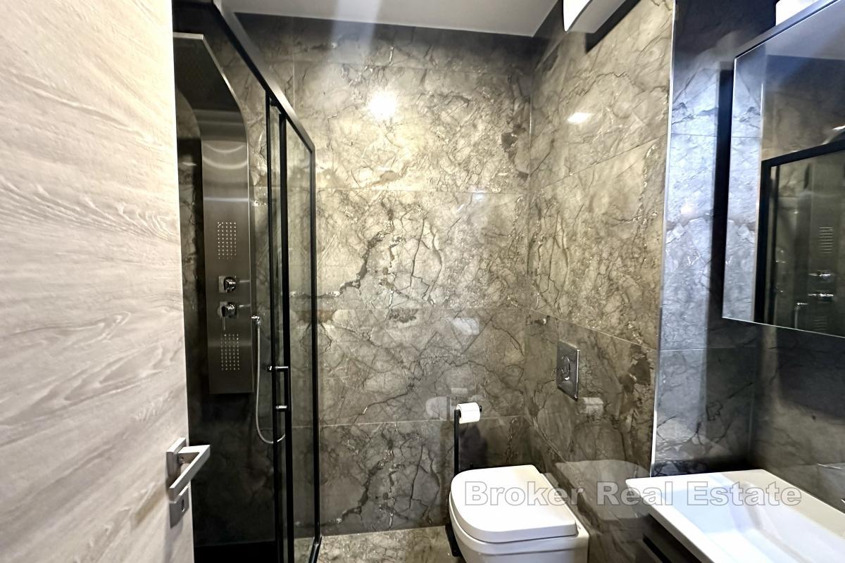 Nowo umeblowane mieszkanie w funkcjonalnej lokalizacji