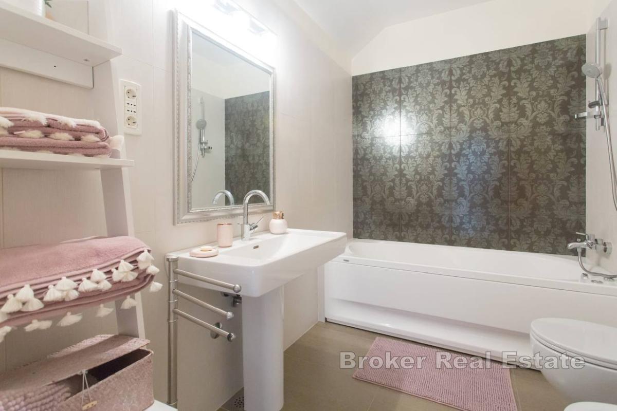 Apartament dwupoziomowy w doskonałej lokalizacji