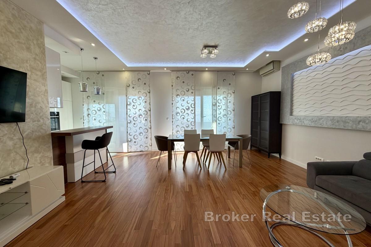 Třípokojový apartmán s otevřeným výhledem na moře