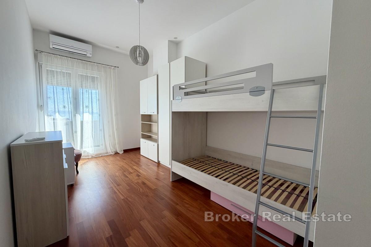 Třípokojový apartmán s otevřeným výhledem na moře