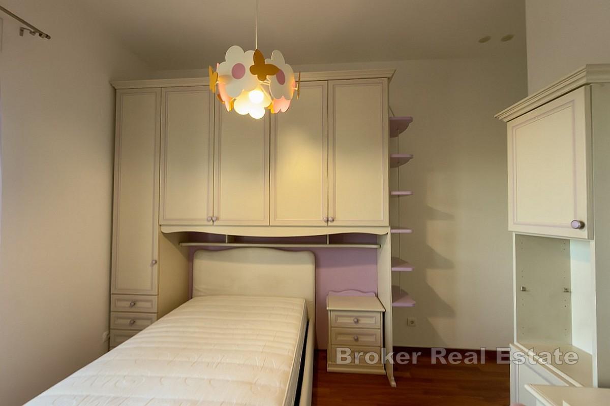 Třípokojový apartmán s otevřeným výhledem na moře