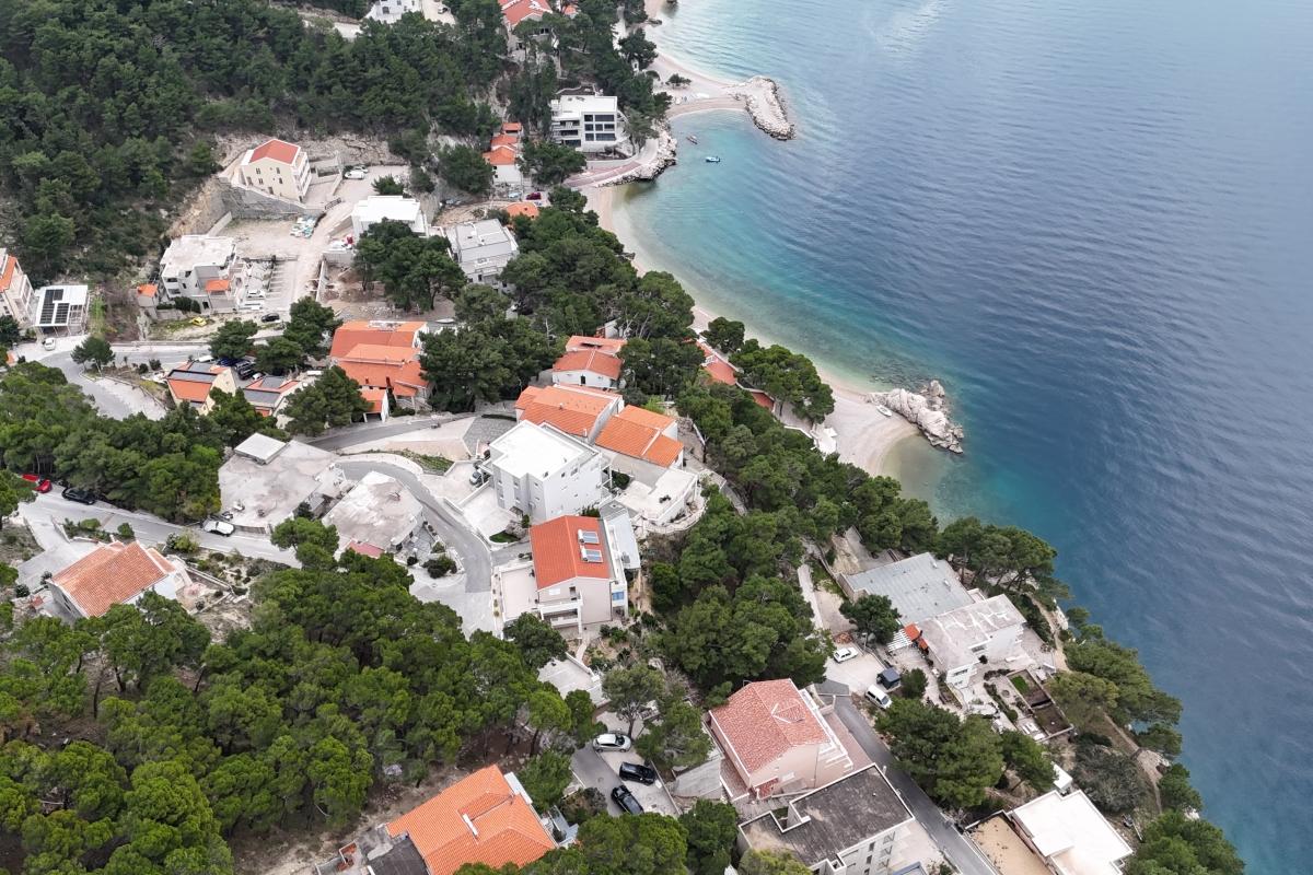 001-2049-94-Makarska-Building-land-with-permit-and-a-project-for-sale