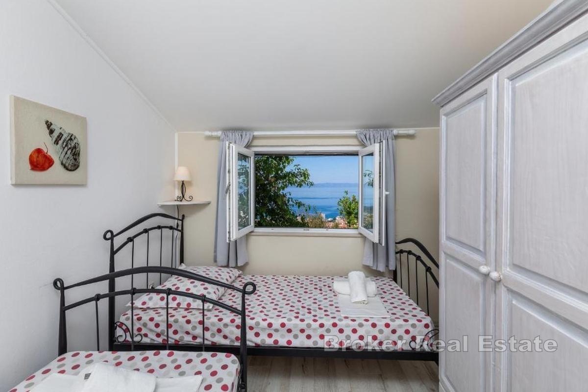 Dům s bazénem a panoramatickým výhledem na moře