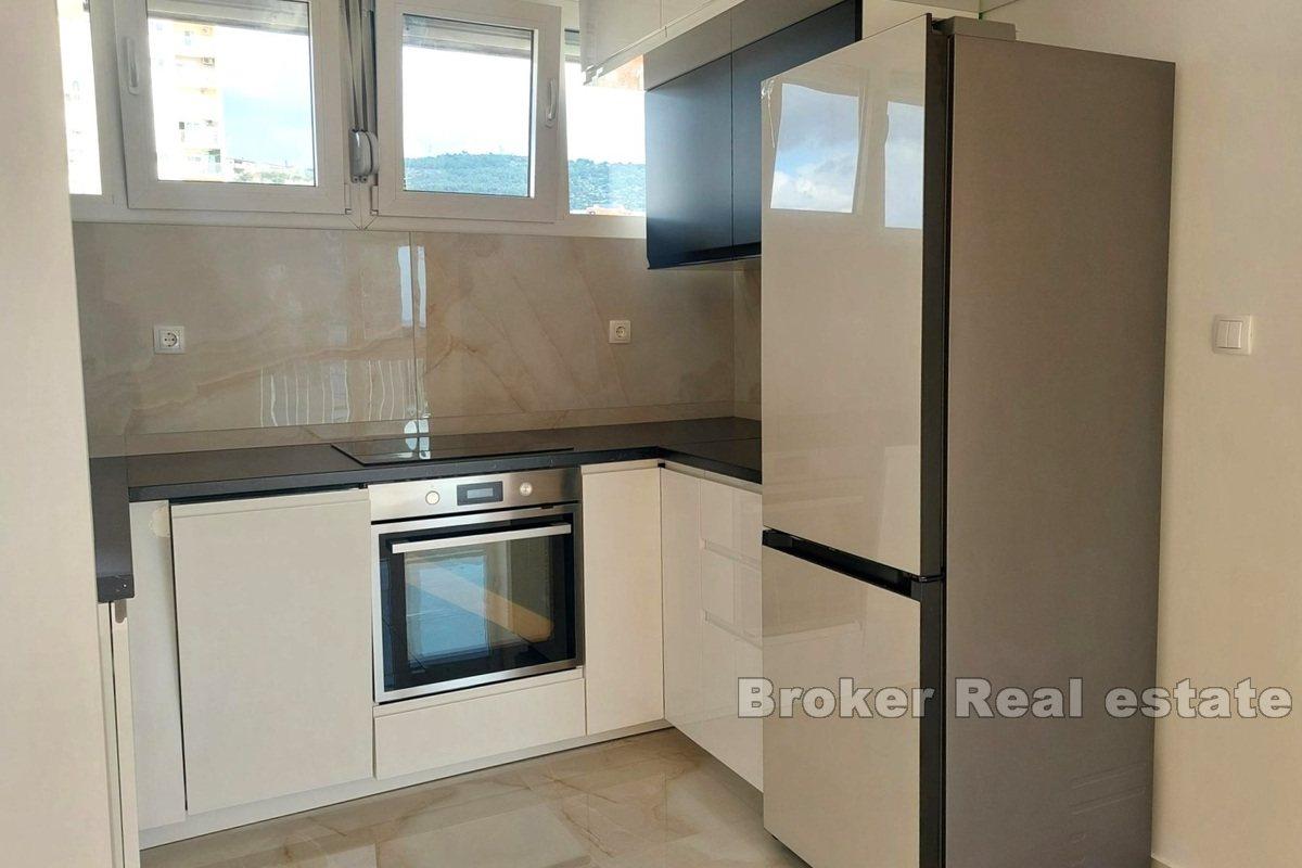 Appartamento con due camere da letto in posizione privilegiata con vista mare