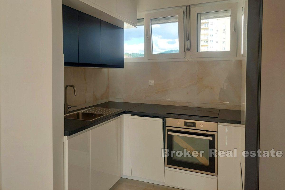 Appartamento con due camere da letto in posizione privilegiata con vista mare