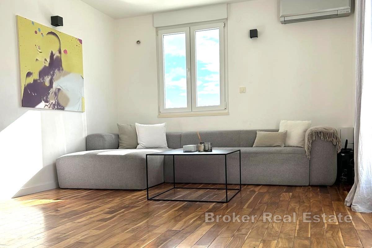 Toppleilighet med stor terrasse