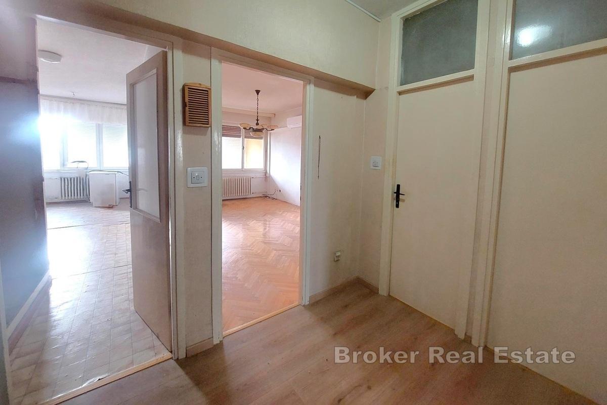 Dwupokojowe mieszkanie na 5 piętrze, budynek z windą