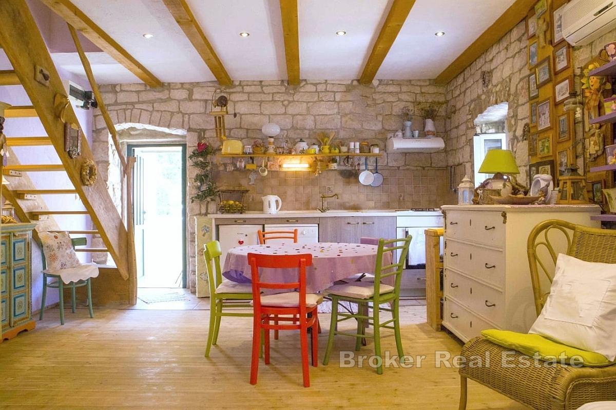 Steinhus med 250 års historie