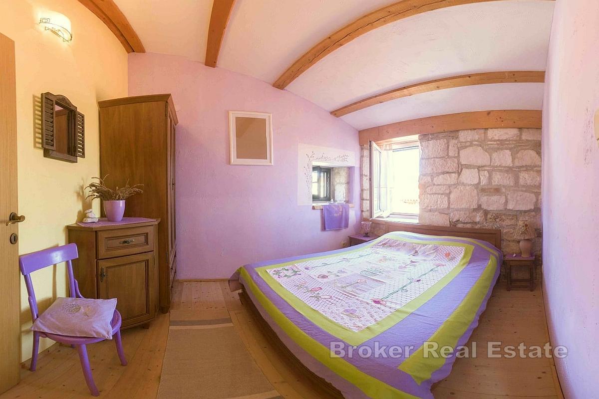 Steinhus med 250 års historie