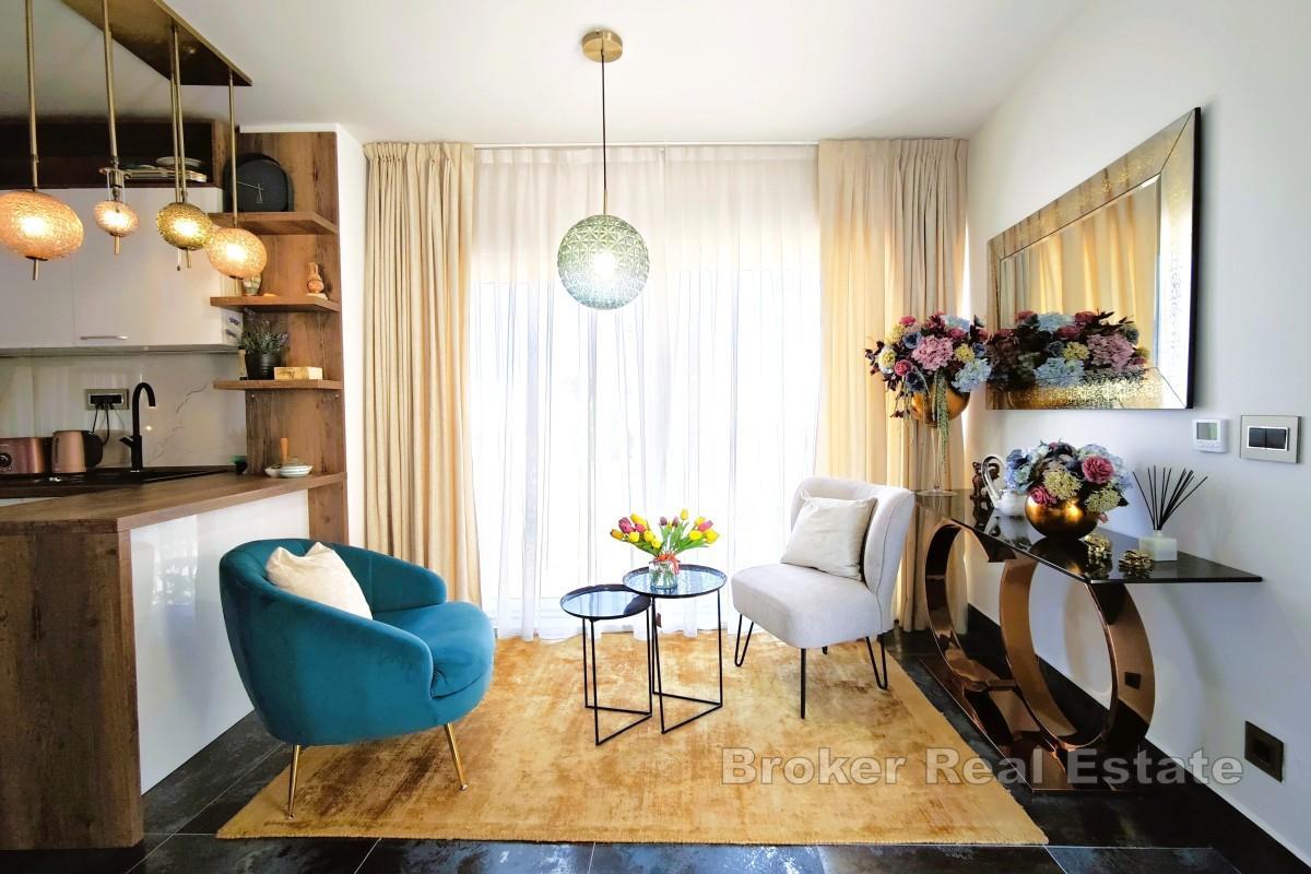 Hus med to boenheter og boblebad