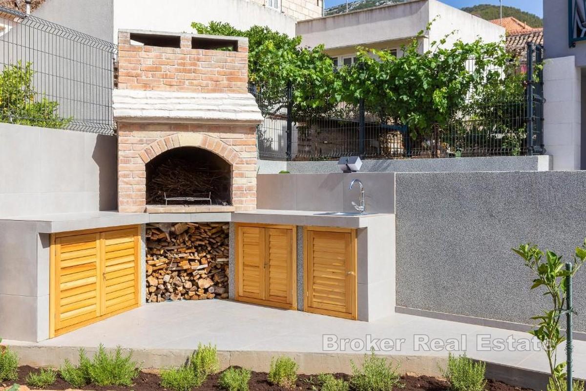 Casa moderna nel centro storico di Komiža