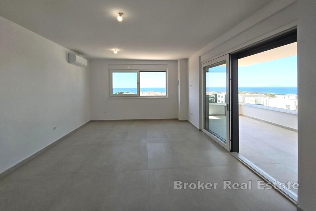 Nybygg - leilighet med havutsikt og parkering