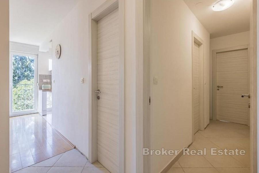 Przestronne i jasne mieszkanie z loggią i balkonem