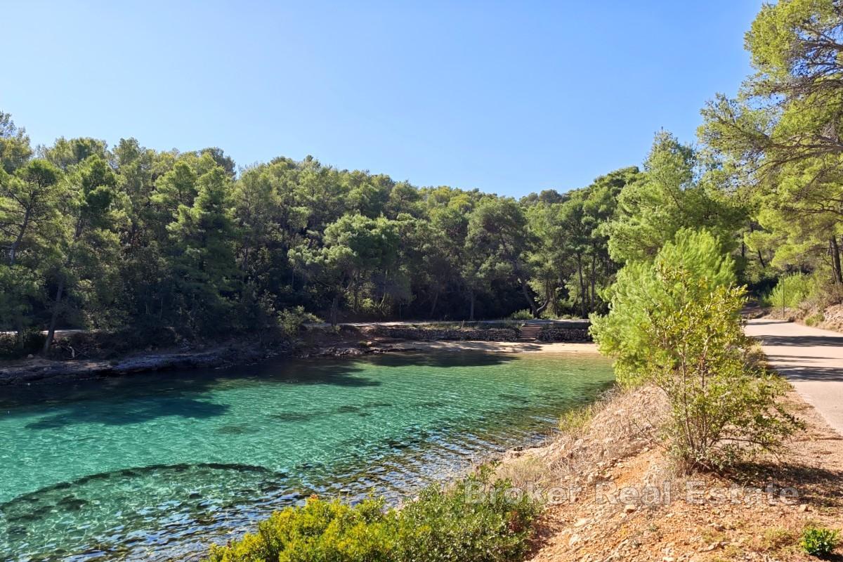 Appartamento con due camere da letto in un nuovo edificio, vicino al mare