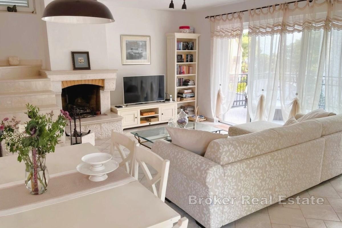 Piękny dom z basenem - blisko morza