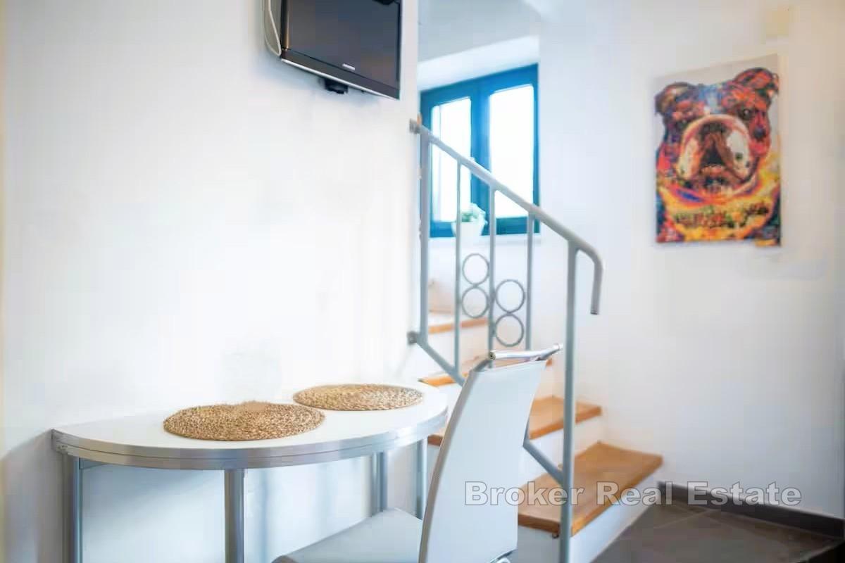 Maison en pierre dans un quartier calme - proche de la plage et des commodités