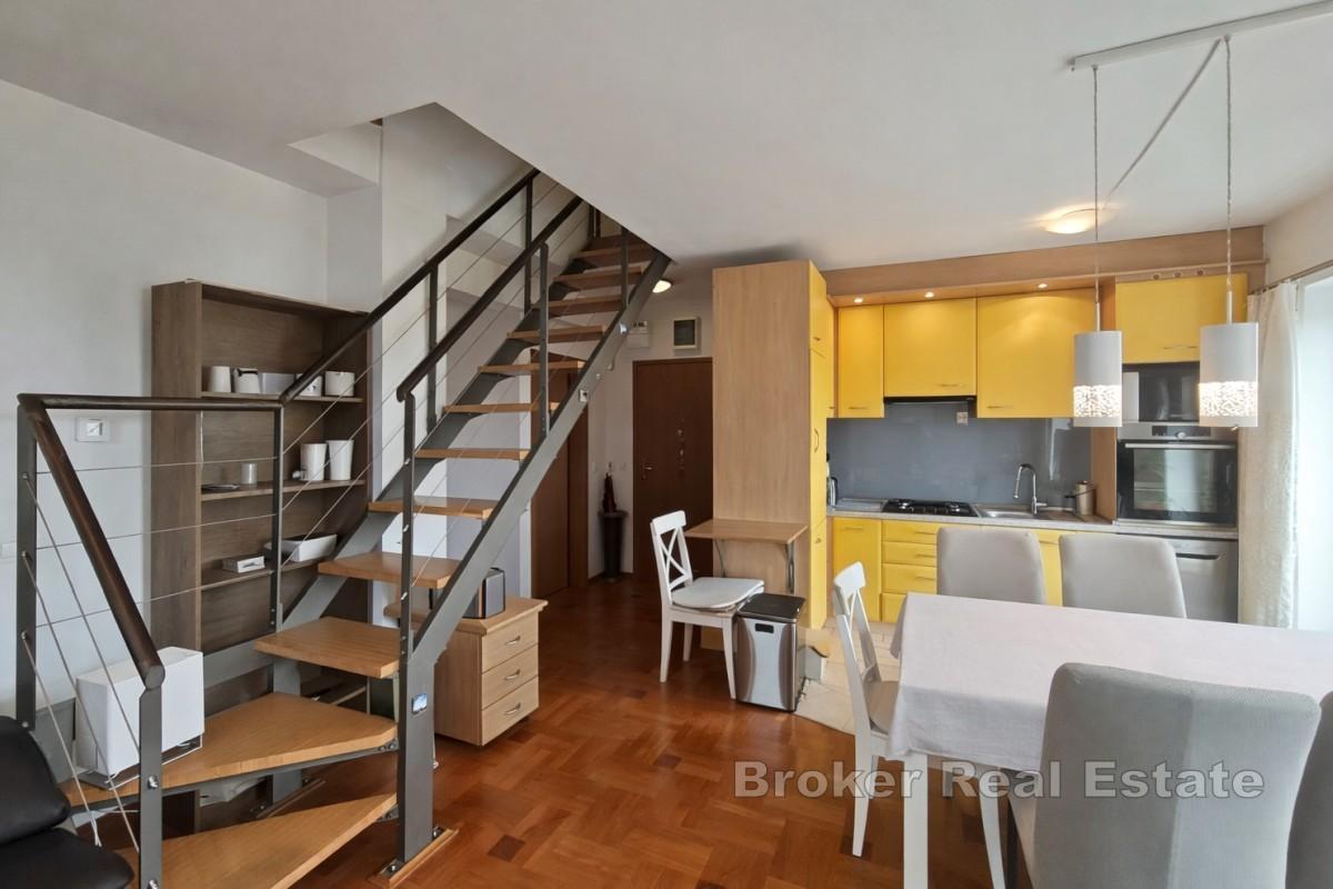 Appartement confortable de quatre chambres