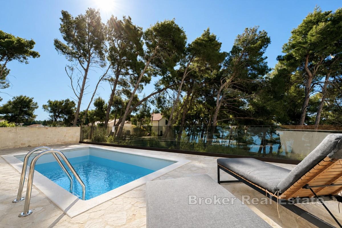 Appartement avec piscine et terrasse au sud de Hvar