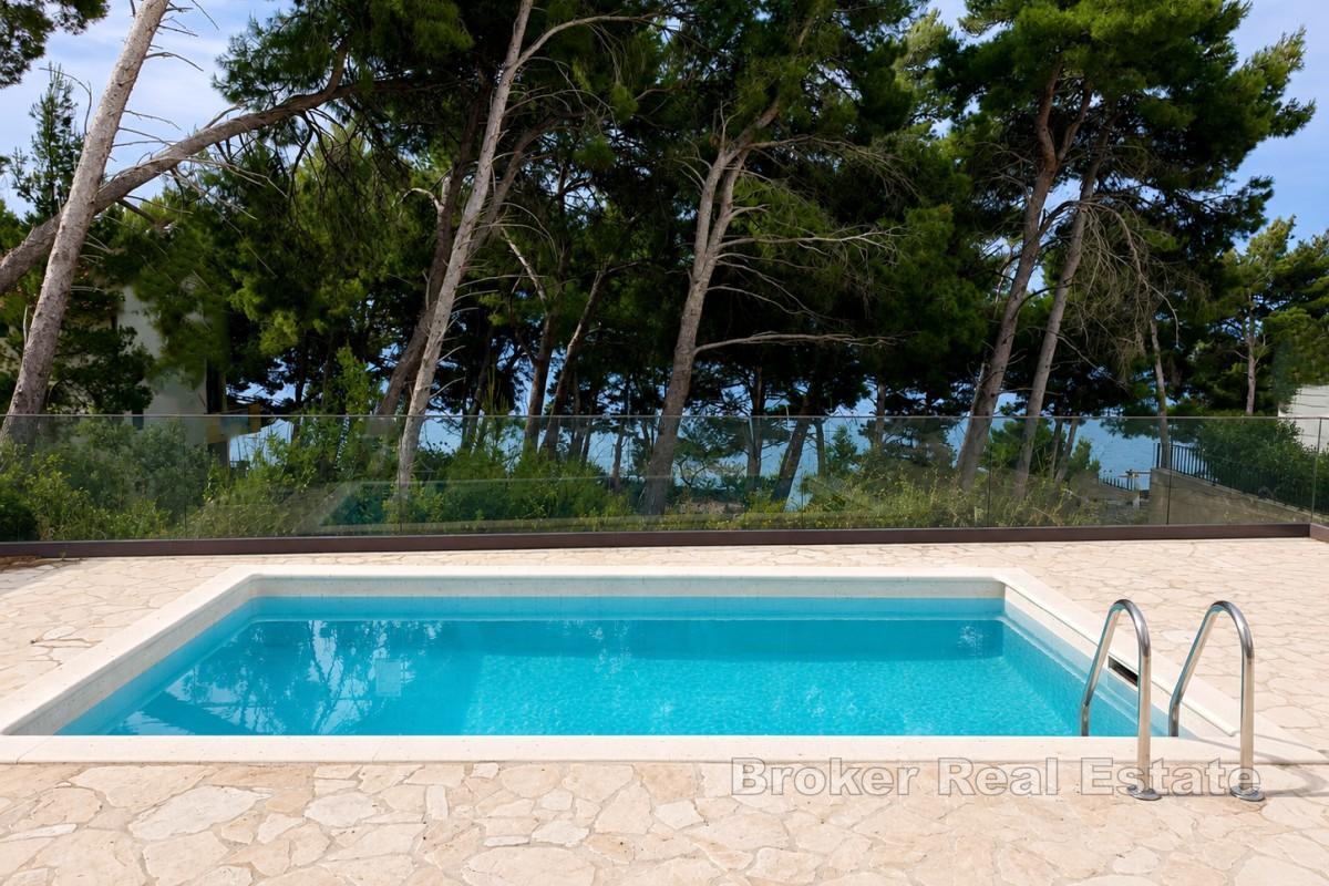 Appartement avec piscine et terrasse au sud de Hvar