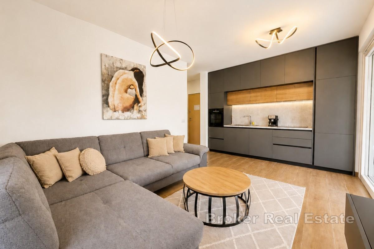 Appartement avec piscine et terrasse au sud de Hvar
