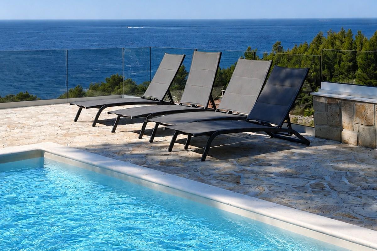 001-2051-74-island-hvar-stone-house-with-swimming-pool-for-sale