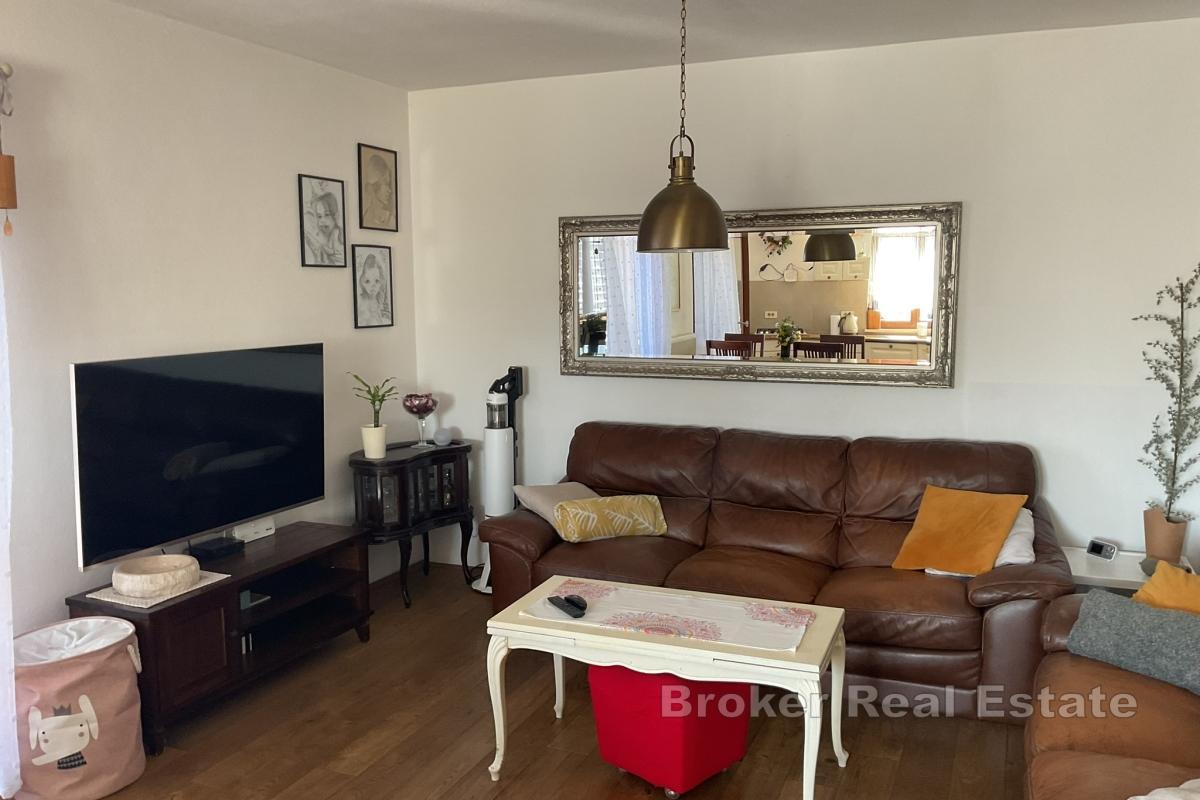 Dom w zabudowie bliźniaczej w spokojnej wiosce na półwyspie Pelješac