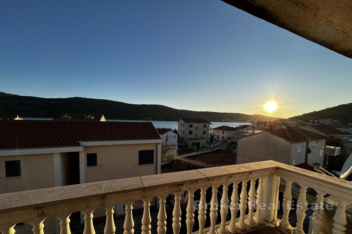 Attraktivt familiehus i en vakker kystlandsby