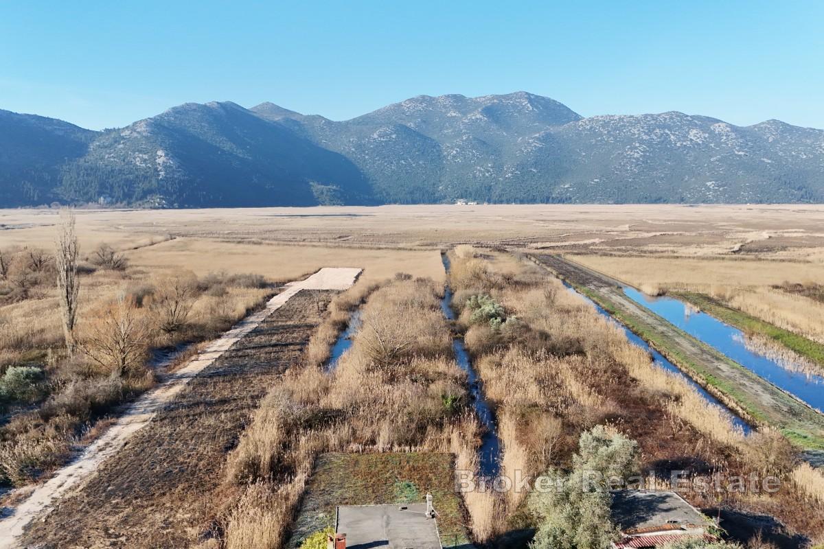 Dom z dużym potencjałem w spokojnej okolicy