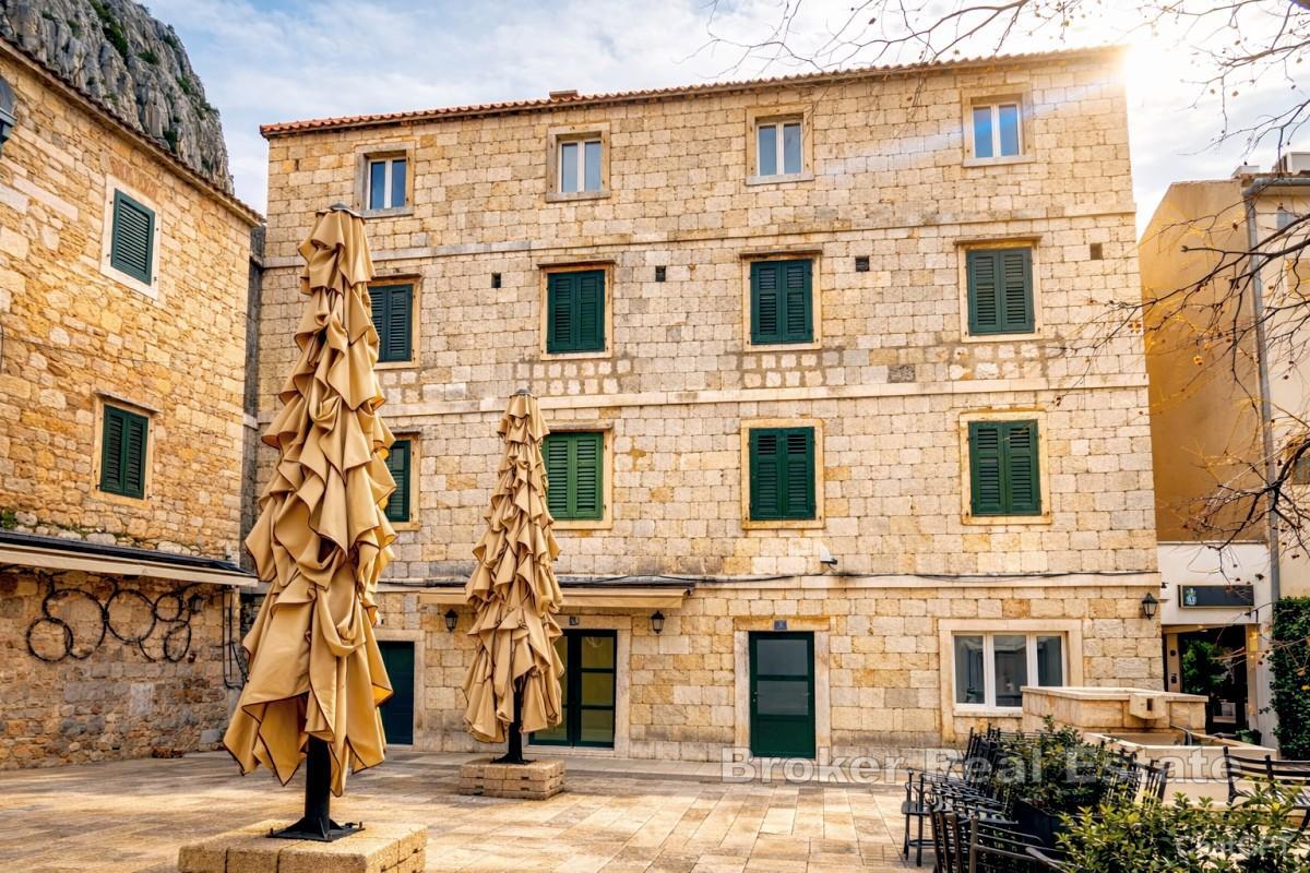 Steinhus i hjertet av Omiš