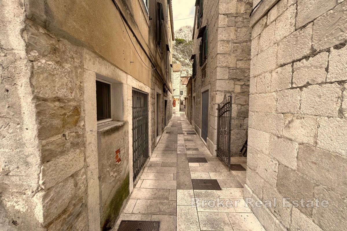 Steinhus i hjertet av Omiš