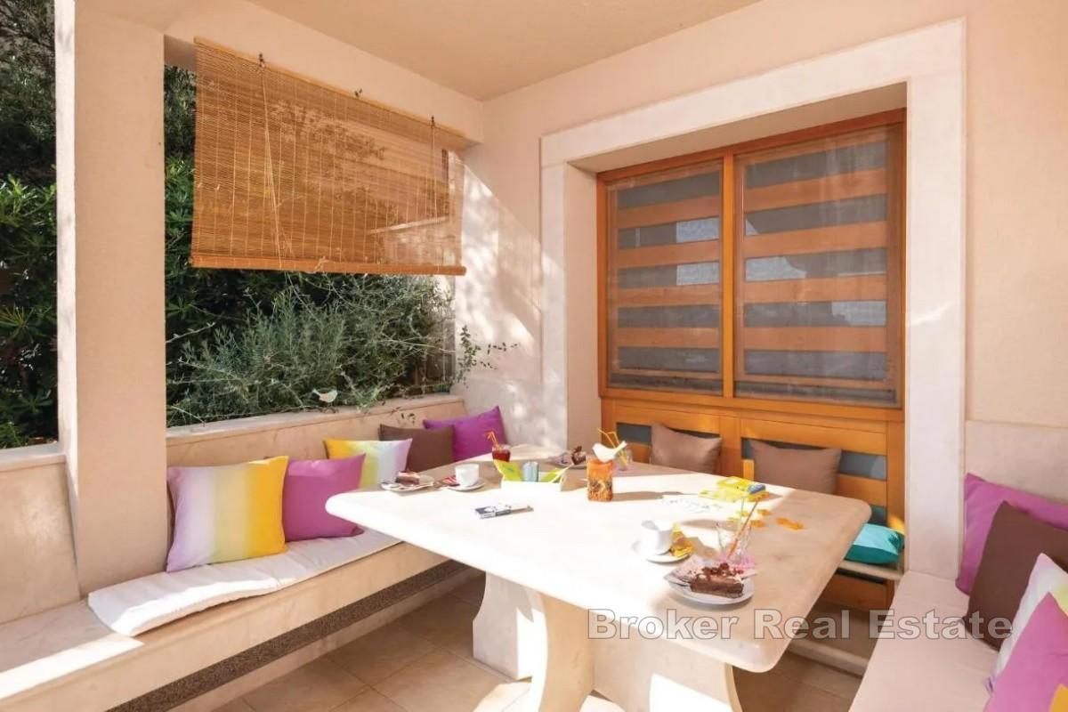 Villa første rad mot havet