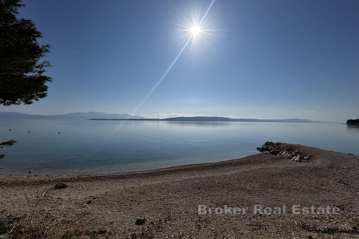 Terreno edificabile in prima fila fronte mare, zona T3