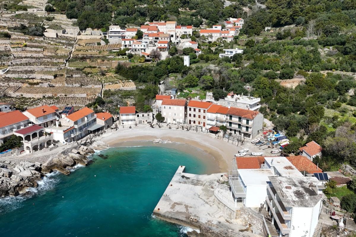 001-2052-122-Peljesac-stone-house-with-sea-view-for-sale