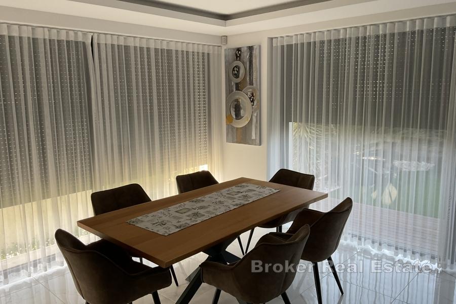 Vakker villa med havutsikt