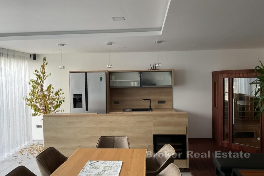 Vakker villa med havutsikt