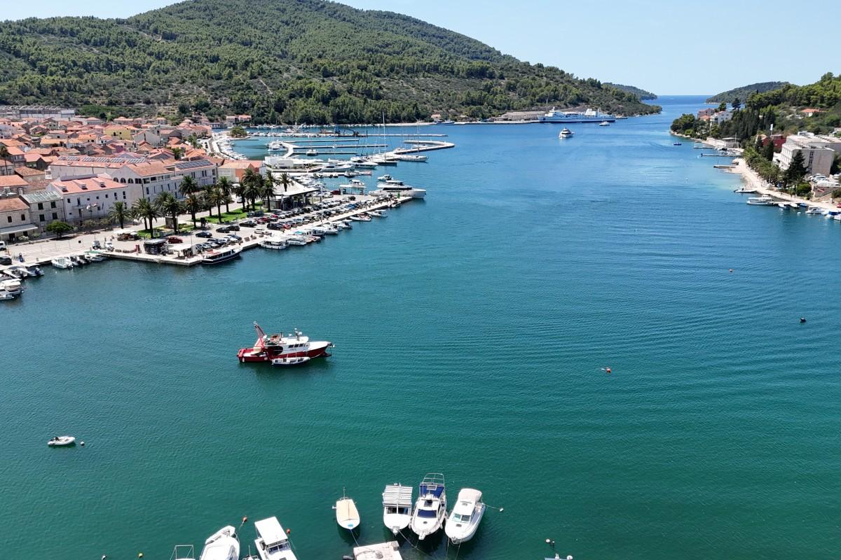 001-2052-136-Korcula-stone-house-for-sale