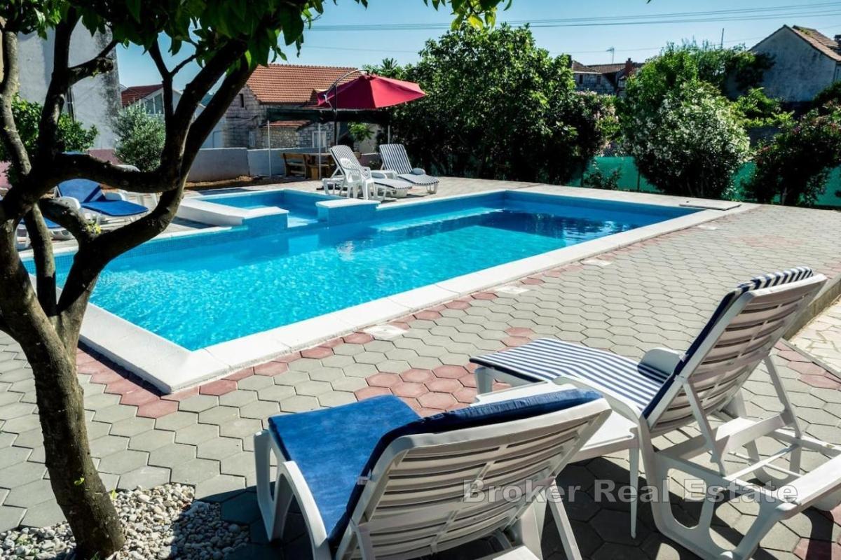 Maison exclusive avec piscine et vue mer spectaculaire