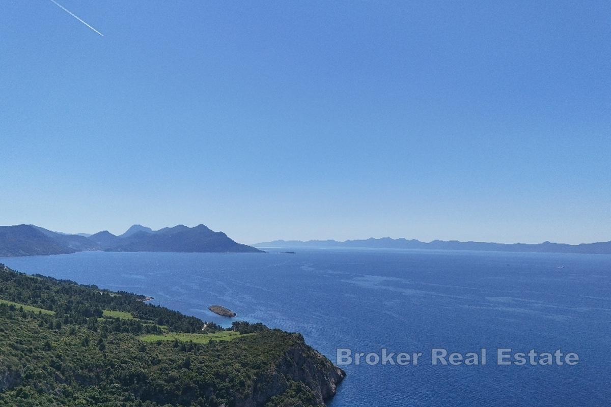 Terrain avec accès à la mer