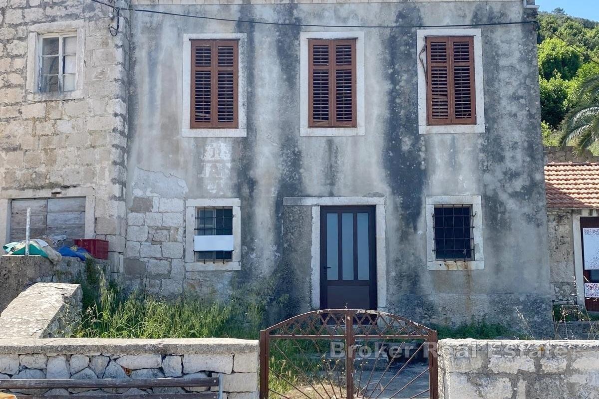 Unikatowy kamienny dom w niezwykłej lokalizacji nad morzem