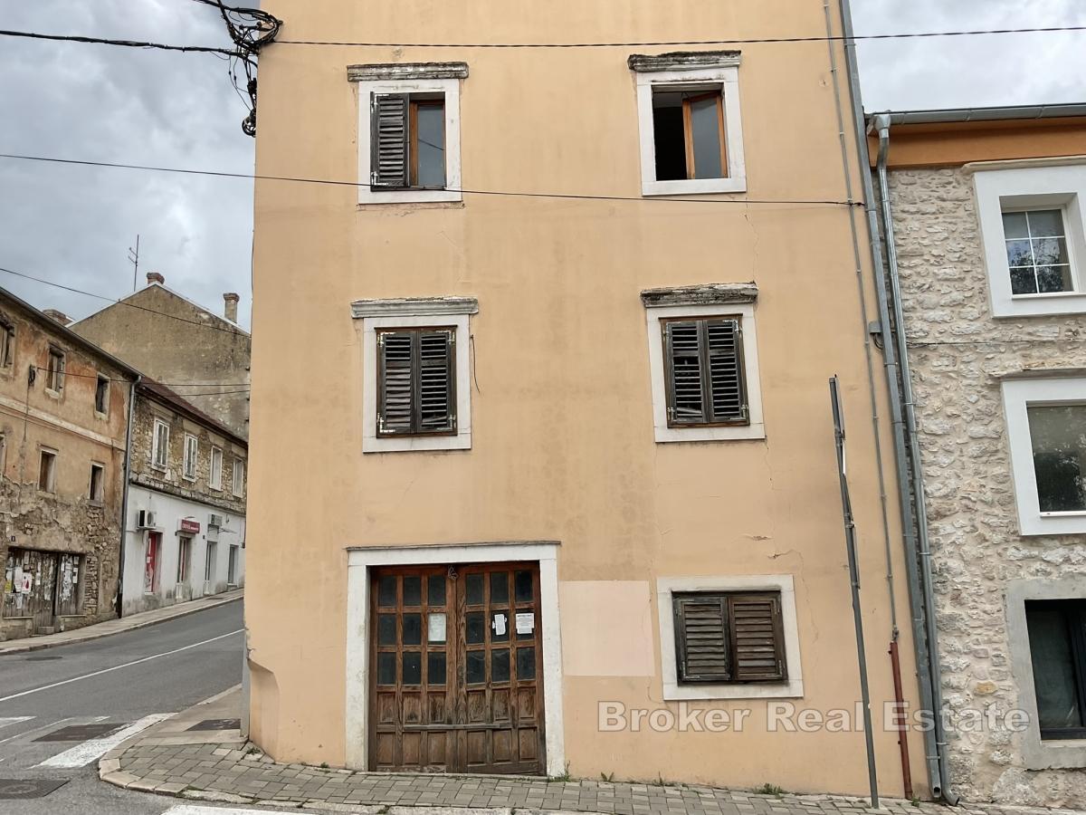 Powierzchnia komercyjna w samym sercu miasta z dużym potencjałem inwestycyjnym