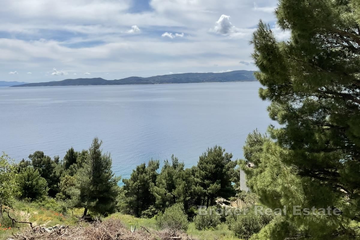 Omišská oblasť - Stavebný pozemok s panoramatickým výhľadom na more