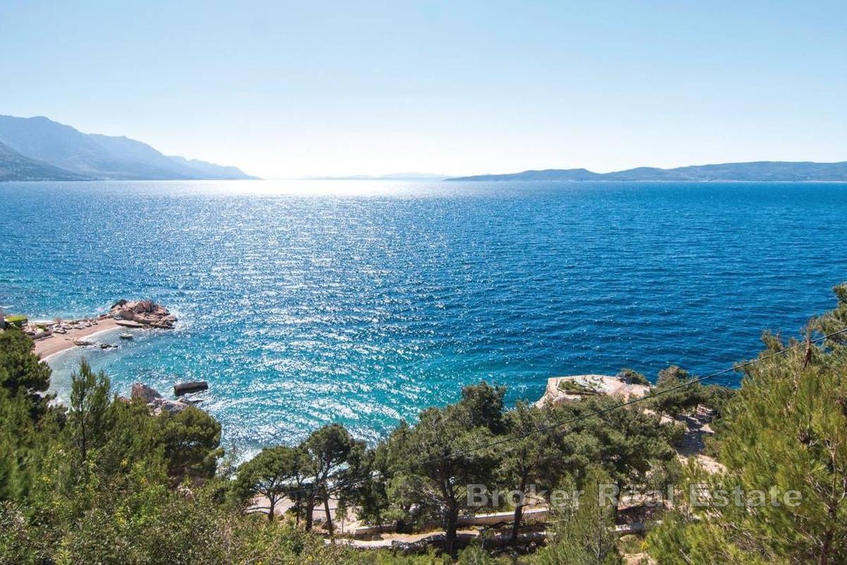 Omišská oblasť - Stavebný pozemok s panoramatickým výhľadom na more