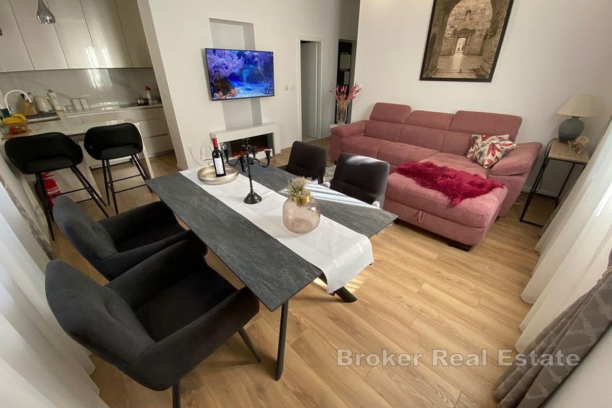 Romslig leilighet med parkeringsplass