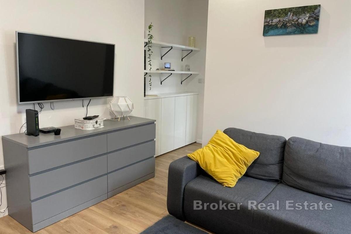 Romslig leilighet med parkeringsplass